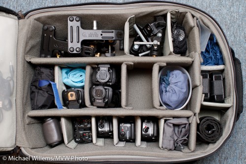 Airport-security-v2-roller-camera-bag