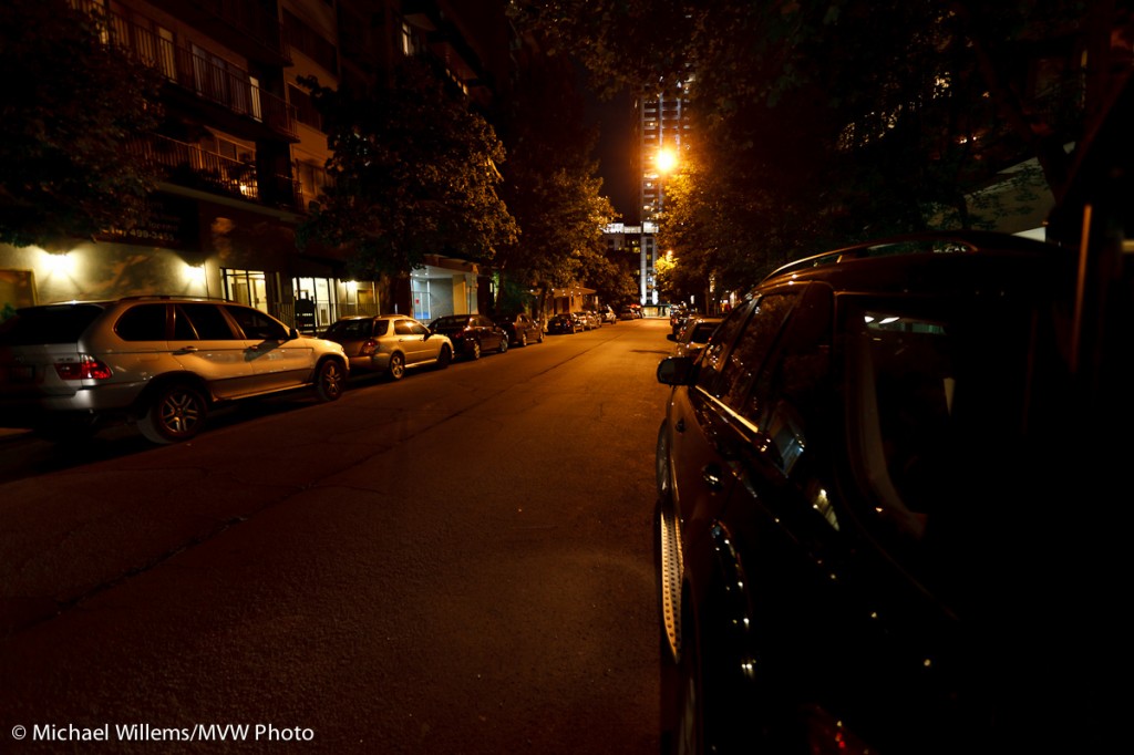 Montreal, night scene, handheld photo by Michael Willems