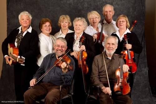 A group of fiddlers (Photo: Michael Willems)